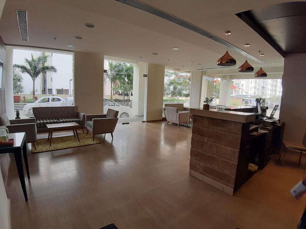 Starlit Suites Bangalore Kammasandra Екстер'єр фото